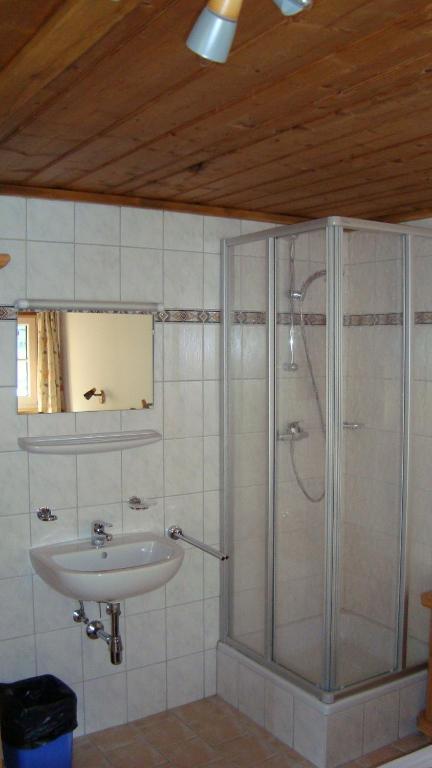 Gasthaus Falbesoner Apartment Gschnitz ภายนอก รูปภาพ